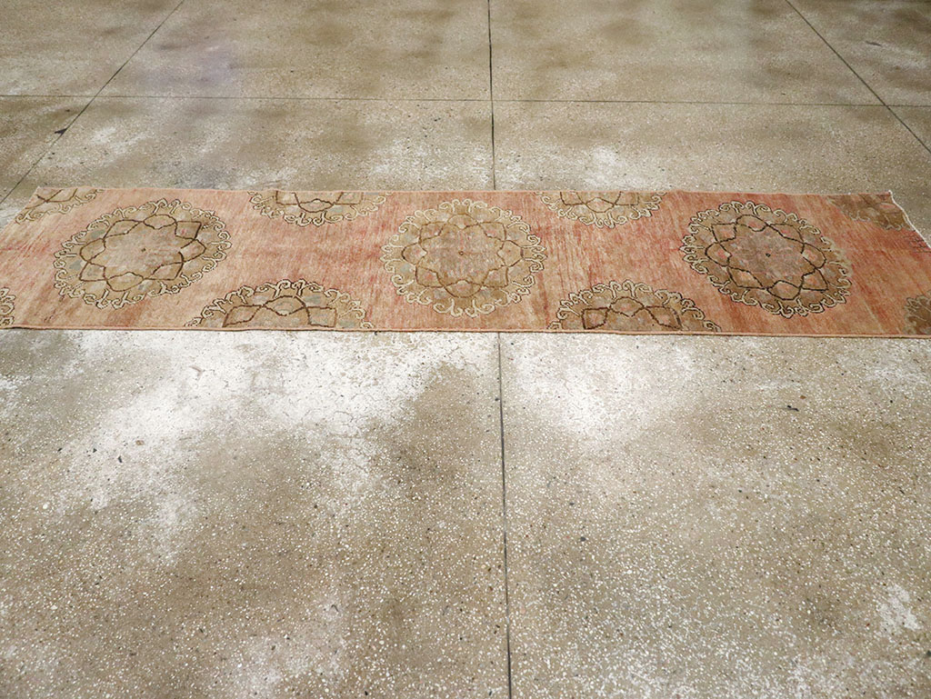 Vintage Turkish Anatolian Runner, No.32994 - Galerie Shabab