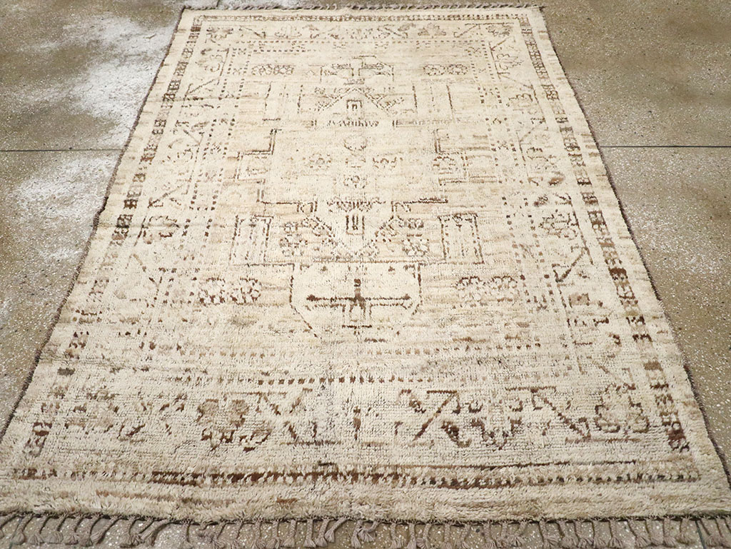 Modern Persian Gabbeh Accent Rug, No.32996 - Galerie Shabab