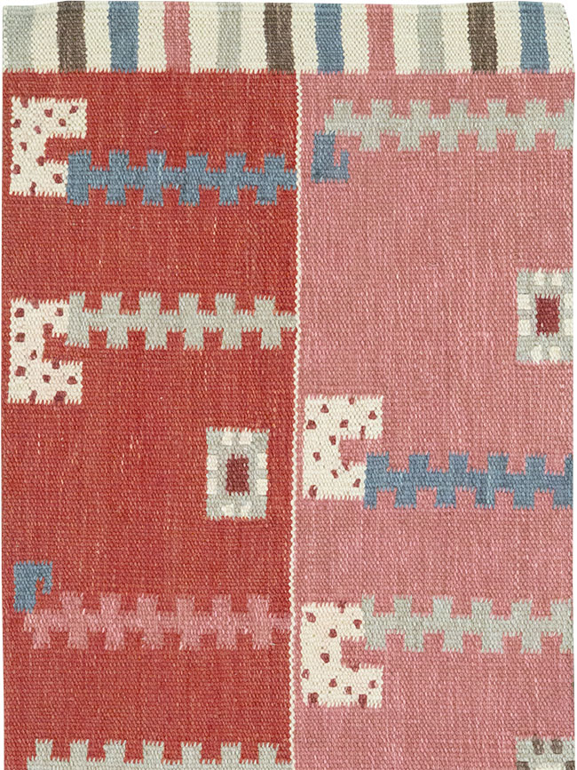 Modern Turkish Flatweave Kilim Runner, No.33000 - Galerie Shabab