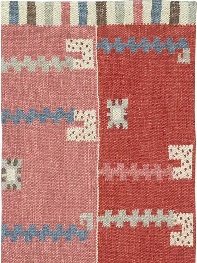 Modern Turkish Flatweave Kilim Runner, No.33000 - Galerie Shabab