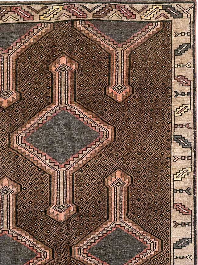 Vintage Turkish Anatolian Room Size Carpet, No.33002 - Galerie Shabab