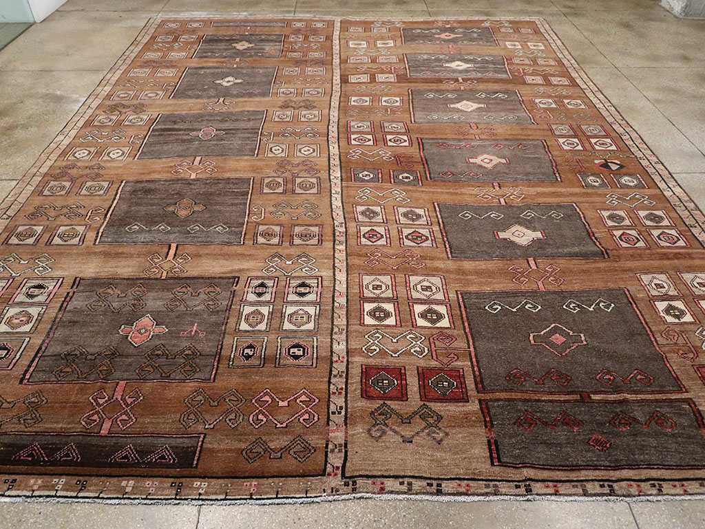 Vintage Turkish Anatolian Large Carpet, No.33003 - Galerie Shabab