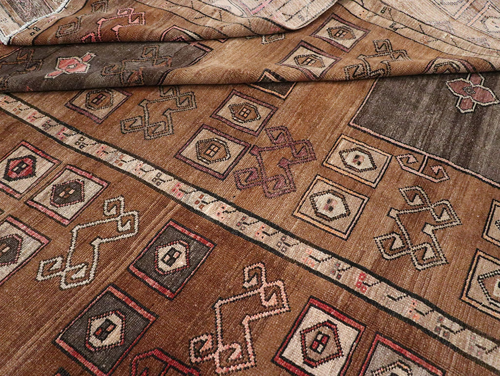 Vintage Turkish Anatolian Large Carpet, No.33003 - Galerie Shabab