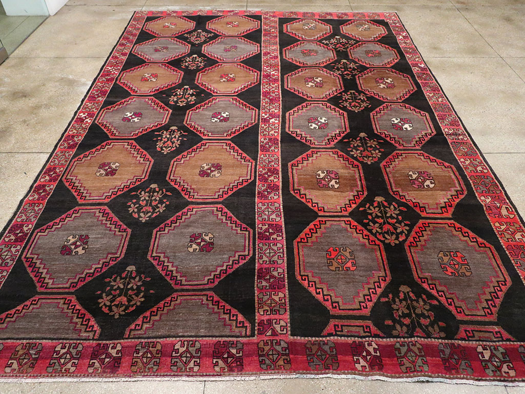 Vintage Turkish Anatolian Large Carpet, No.33004 - Galerie Shabab