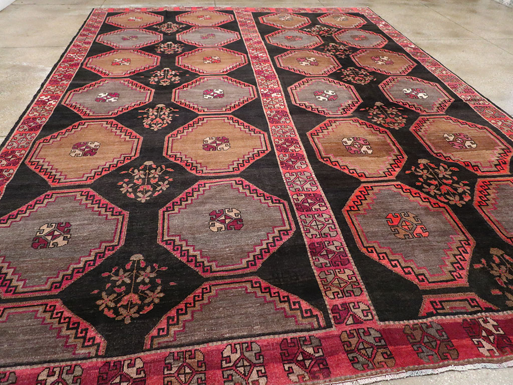 Vintage Turkish Anatolian Large Carpet, No.33004 - Galerie Shabab