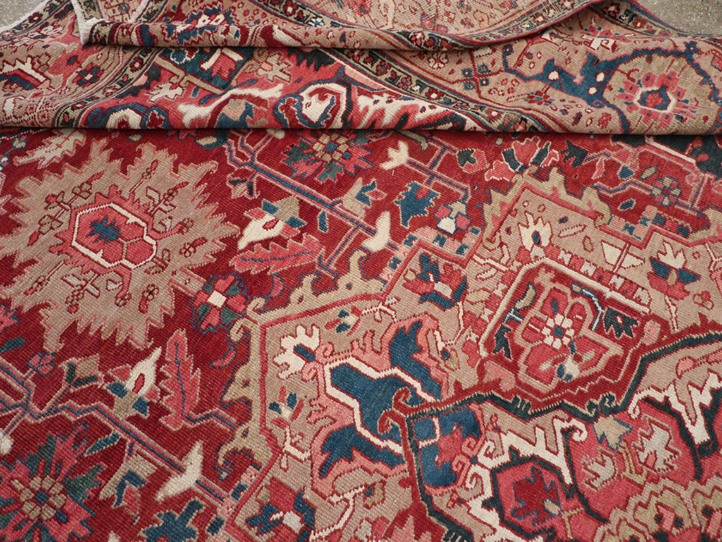 Antique Persian Heriz Room Size Carpet, No.33008 - Galerie Shabab