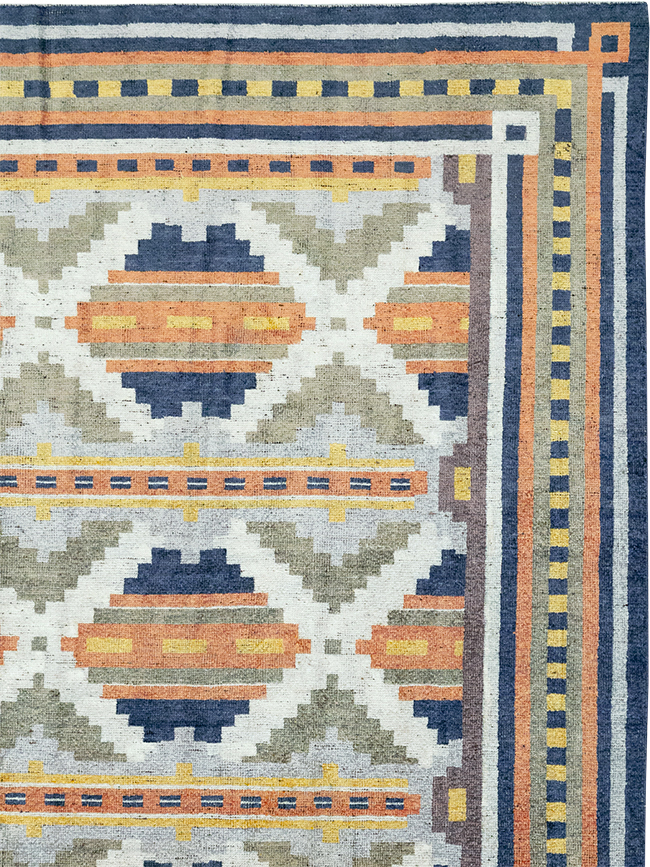 Modern East Turkestan Silk Khotan Room Size Carpet, No.33013 - Galerie Shabab