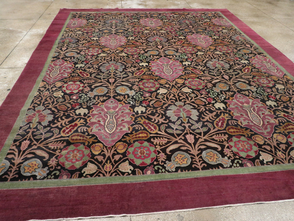 Antique Indian Agra Room Size Carpet, No.33019 - Galerie Shabab