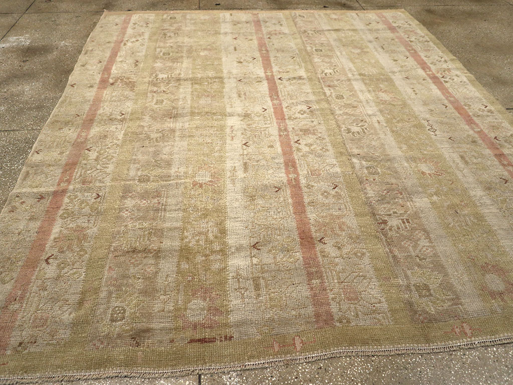 Antique Turkish Ghiordes Room Size Carpet, No.33020 - Galerie Shabab