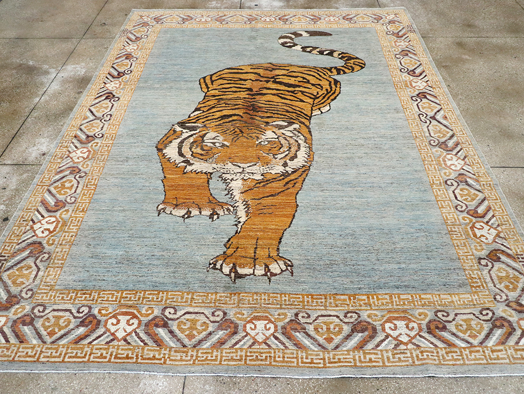 Modern East Turkestan Khotan Pictorial Room Size Carpet, No.33036 - Galerie Shabab