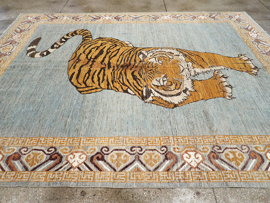 Modern East Turkestan Khotan Pictorial Room Size Carpet, No.33036 - Galerie Shabab