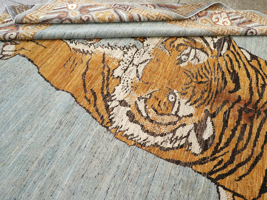 Modern East Turkestan Khotan Pictorial Room Size Carpet, No.33036 - Galerie Shabab