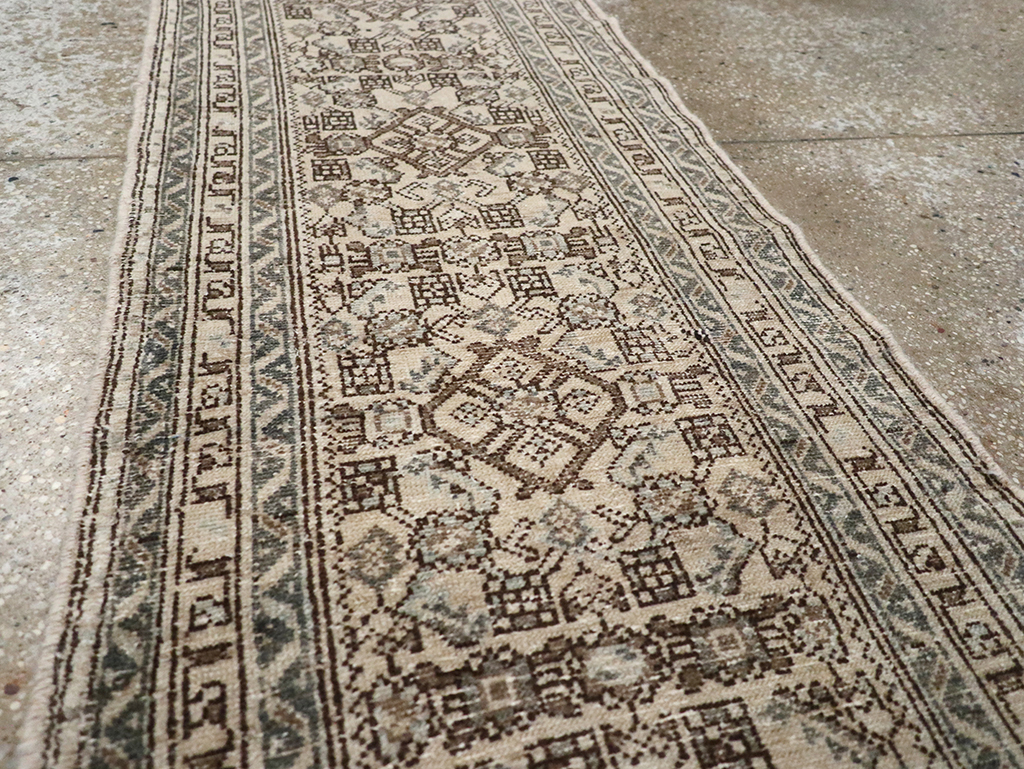 Vintage Persian Malayer Runner, No.33043 - Galerie Shabab