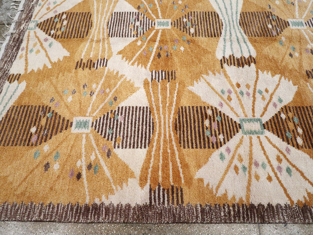 Vintage Scandinavian Rya After Park, Gul By Barbro Nilsson, No.33045 - Galerie Shabab