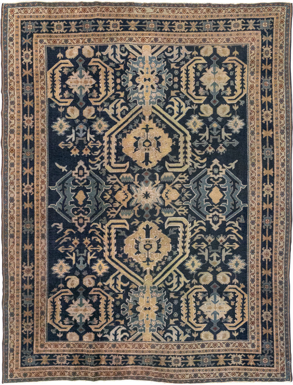 Vintage Indian Lahore Accent Rug, No.33046 - Galerie Shabab