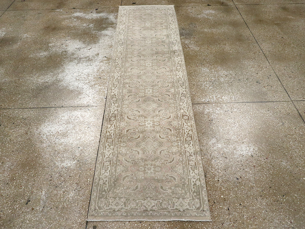 Vintage Turkish Sivas Runner, No.33047 - Galerie Shabab