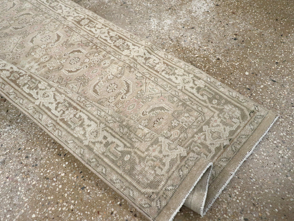 Vintage Turkish Sivas Runner, No.33047 - Galerie Shabab