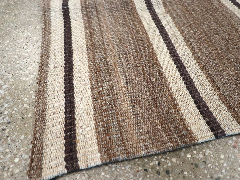 Vintage Turkish Flatweave Kilim Runner, No.33061 - Galerie Shabab
