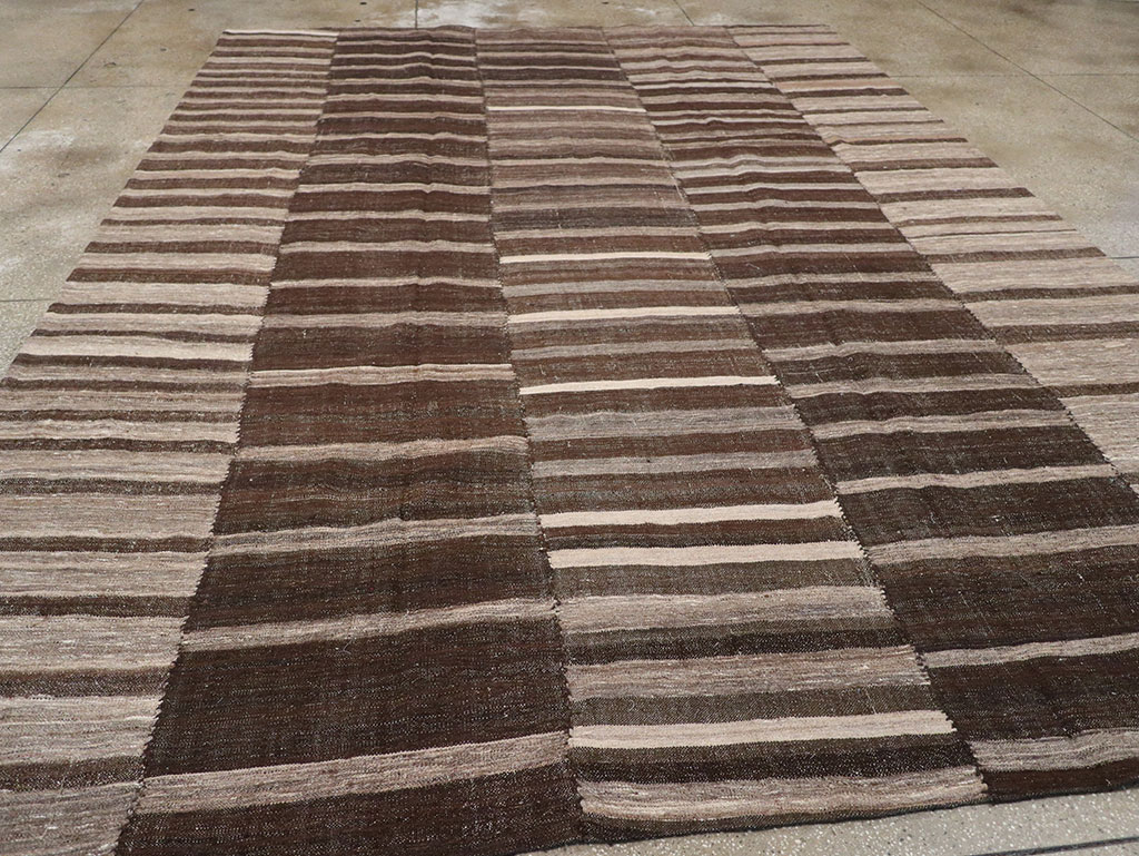 Vintage Turkish Flatweave Kilim Room Size Carpet, No.33071 - Galerie Shabab