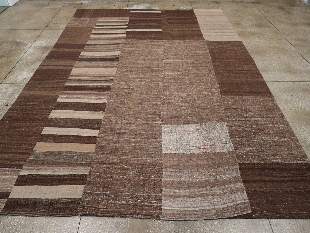 Vintage Turkish Flatweave Kilim Room Size Carpet, No.33072 - Galerie Shabab
