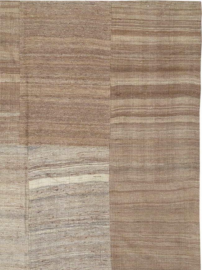 Vintage Turkish Flatweave Kilim Room Size Carpet, No.33074 - Galerie Shabab