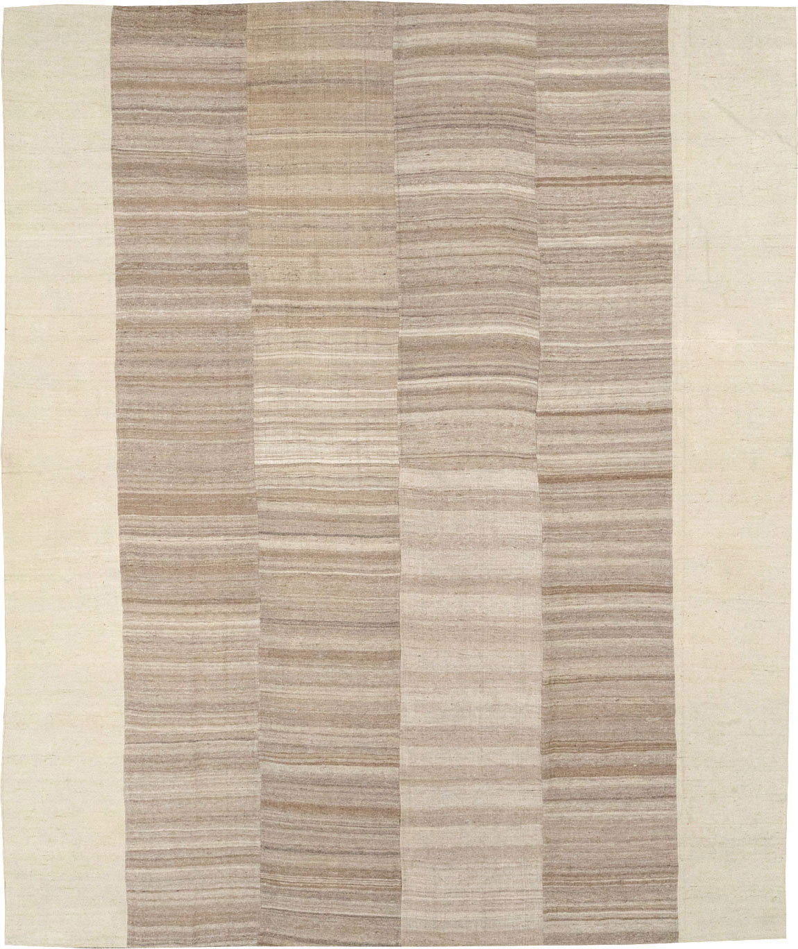 Vintage Turkish Flatweave Kilim Room Size Carpet, No.33075 - Galerie Shabab
