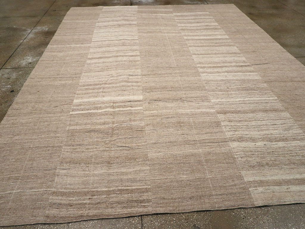 Vintage Turkish Flatweave Kilim Room Size Carpet, No.33077 - Galerie Shabab