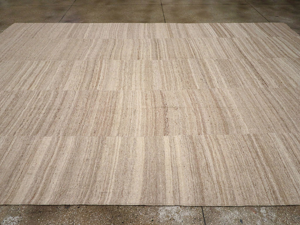 Vintage Turkish Flatweave Kilim Room Size Carpet, No.33079 - Galerie Shabab