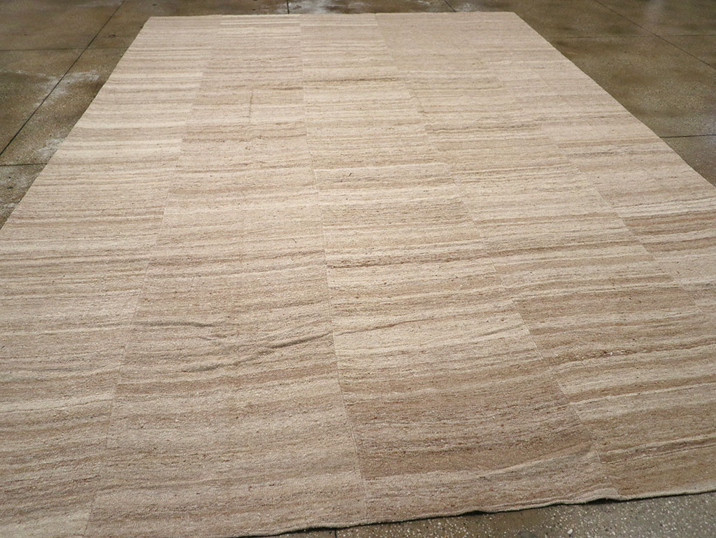 Vintage Turkish Flatweave Kilim Room Size Carpet, No.33079 - Galerie Shabab