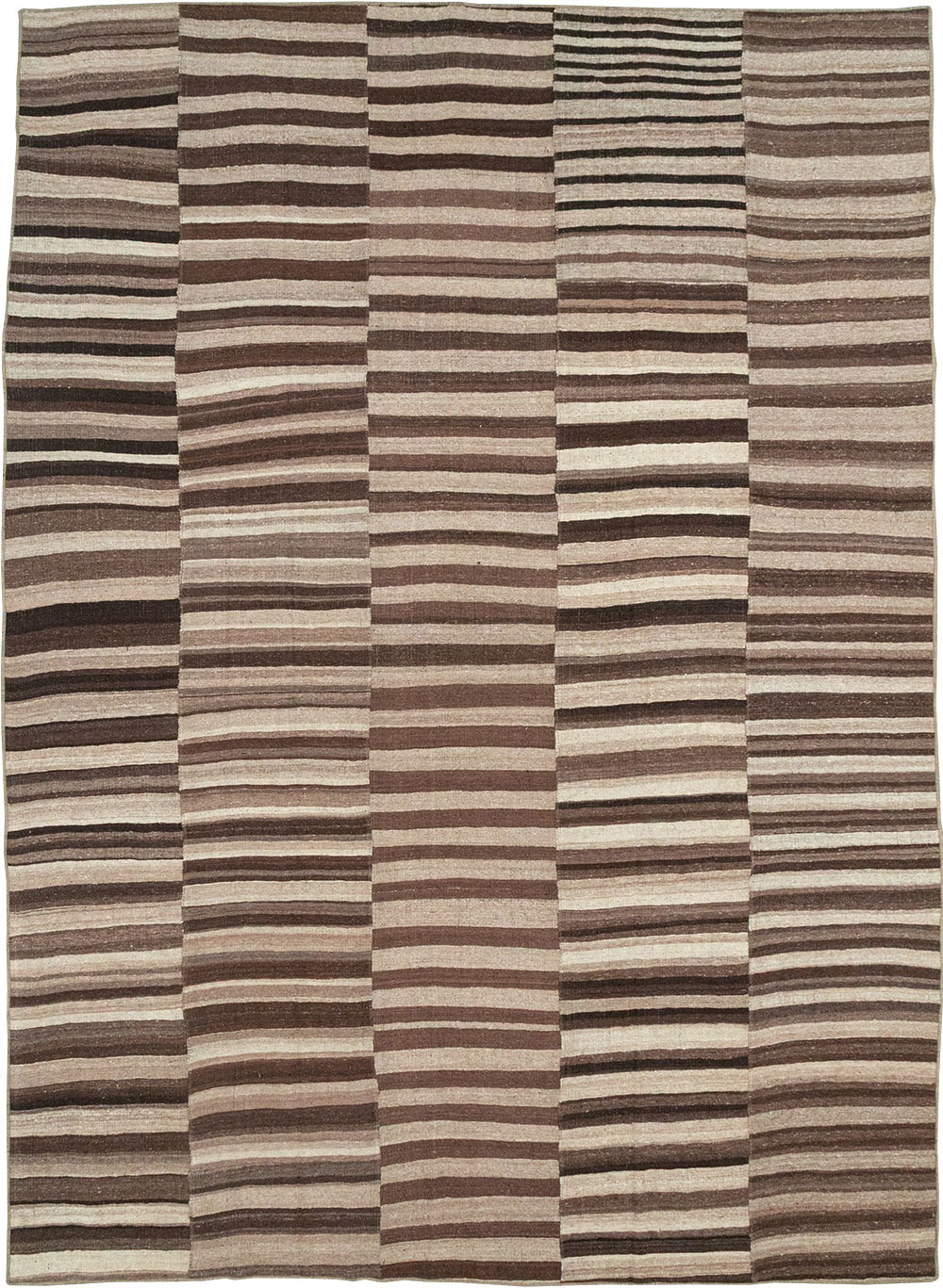 Vintage Turkish Flatweave Kilim Room Size Carpet, No.33085 - Galerie Shabab