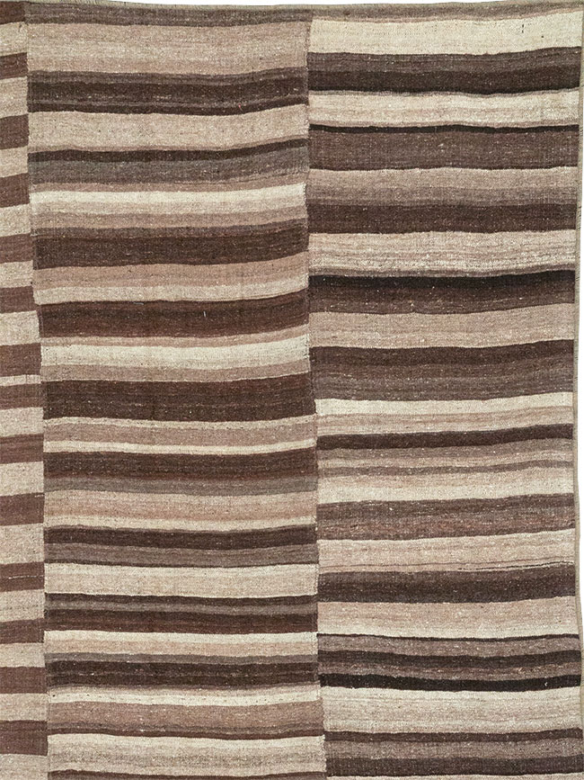 Vintage Turkish Flatweave Kilim Room Size Carpet, No.33085 - Galerie Shabab