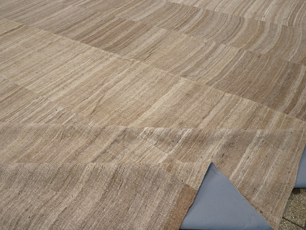 Vintage Turkish Flatweave Kilim Oversize Carpet, No.33086 - Galerie Shabab