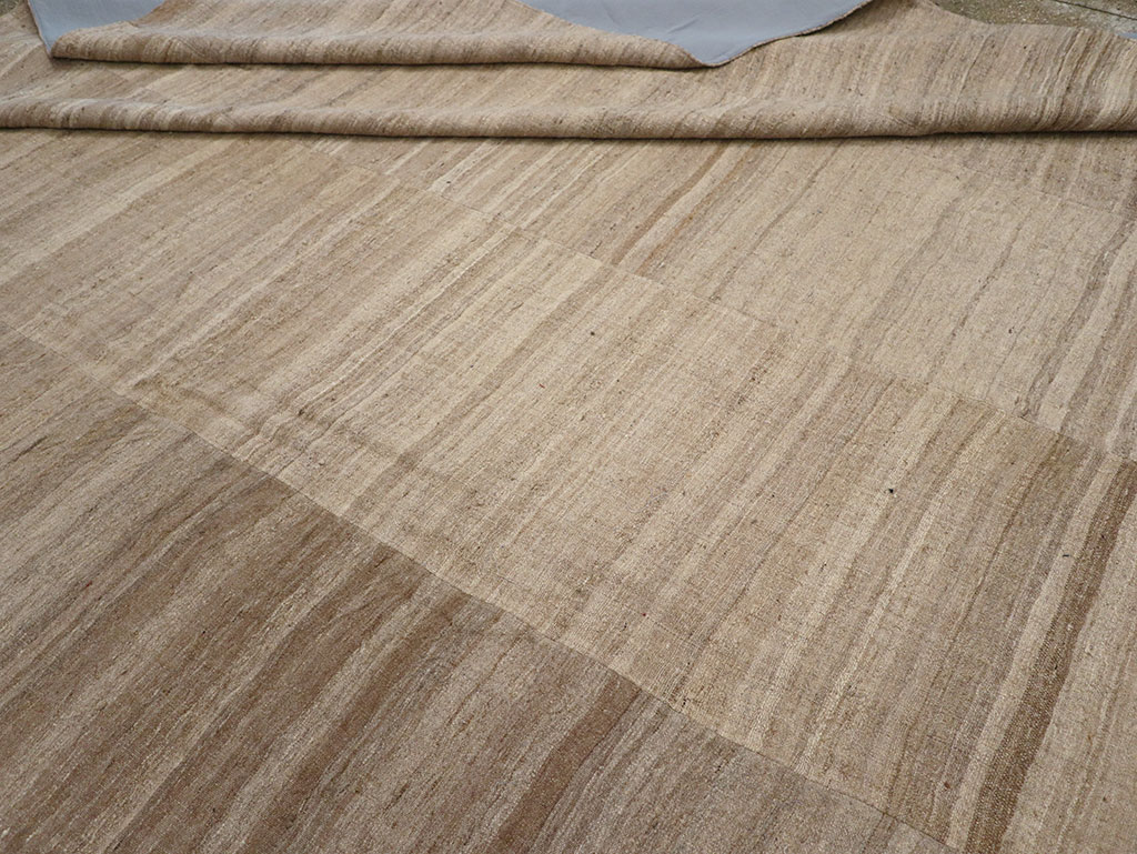 Vintage Turkish Flatweave Kilim Oversize Carpet, No.33086 - Galerie Shabab