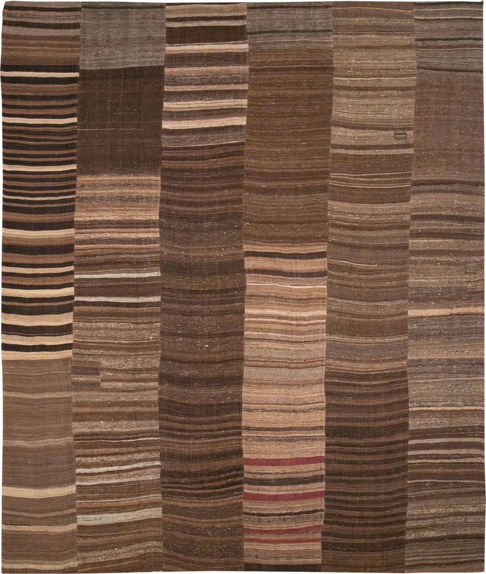 Vintage Turkish Flatweave Kilim Room Size Carpet, No.33088 - Galerie Shabab