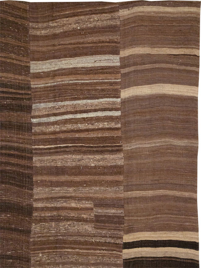 Vintage Turkish Flatweave Kilim Room Size Carpet, No.33088 - Galerie Shabab