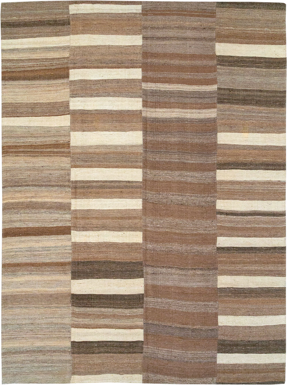 Vintage Turkish Flatweave Kilim Room Size Carpet, No.33092 - Galerie Shabab