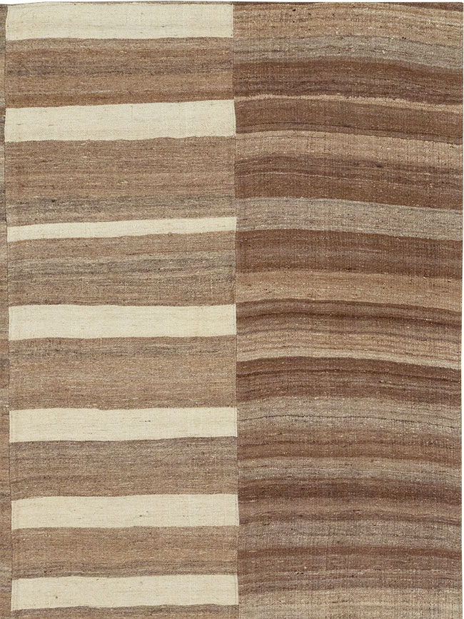 Vintage Turkish Flatweave Kilim Room Size Carpet, No.33093 - Galerie Shabab