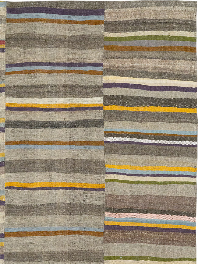 Vintage Turkish Flatweave Kilim Room Size Carpet, No.33094 - Galerie Shabab