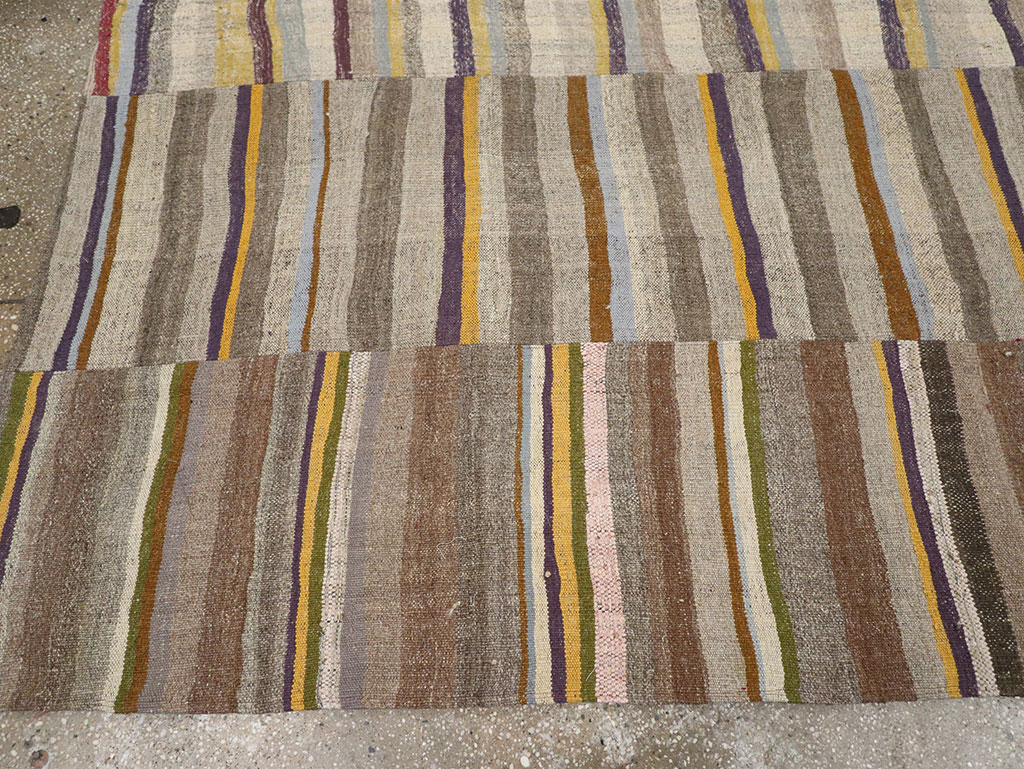 Vintage Turkish Flatweave Kilim Room Size Carpet, No.33094 - Galerie Shabab