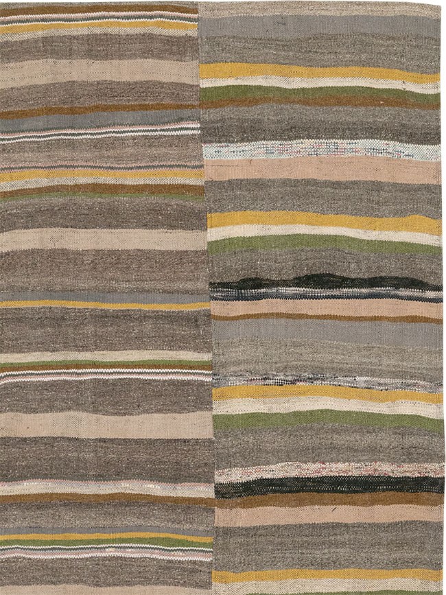 Vintage Turkish Flatweave Kilim Room Size Carpet, No.33095 - Galerie Shabab