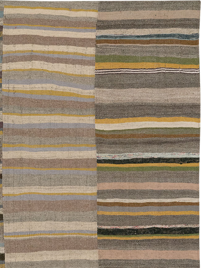 Vintage Turkish Flatweave Kilim Room Size Carpet, No.33095 - Galerie Shabab