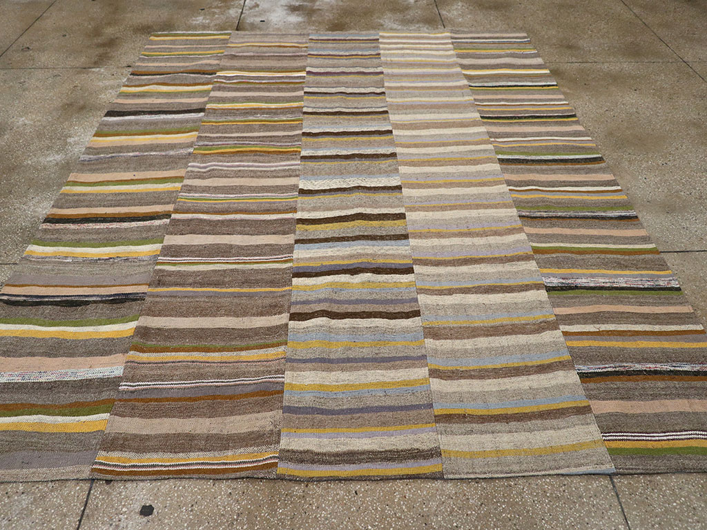 Vintage Turkish Flatweave Kilim Room Size Carpet, No.33095 - Galerie Shabab