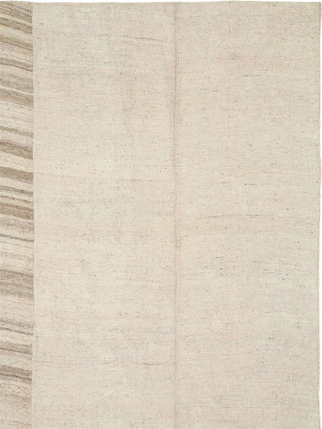 Vintage Turkish Flatweave Kilim Room Size Carpet, No.33096 - Galerie Shabab