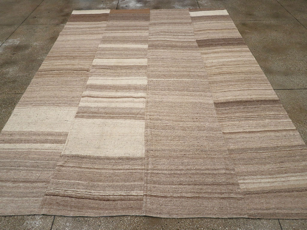 Vintage Turkish Flatweave Kilim Room Size Carpet, No.33099 - Galerie Shabab