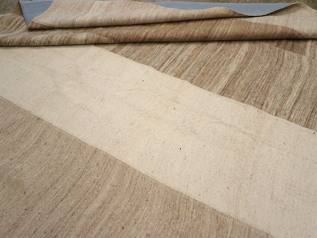 Vintage Turkish Flatweave Kilim Square Large Room Size Carpet, No.33101 - Galerie Shabab