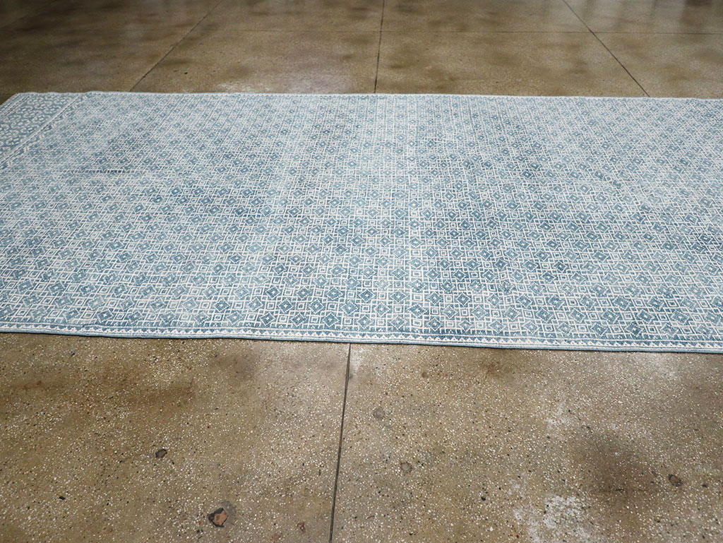 Vintage Turkish Flatweave Kilim Long and Narrow, No.33113 - Galerie Shabab