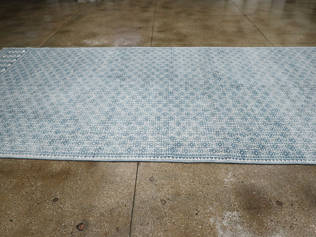 Vintage Turkish Flatweave Kilim Long and Narrow Carpet, No.33114 - Galerie Shabab