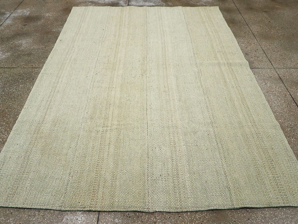 Modern Turkish Flatweave Accent Carpet, No.33115 - Galerie Shabab