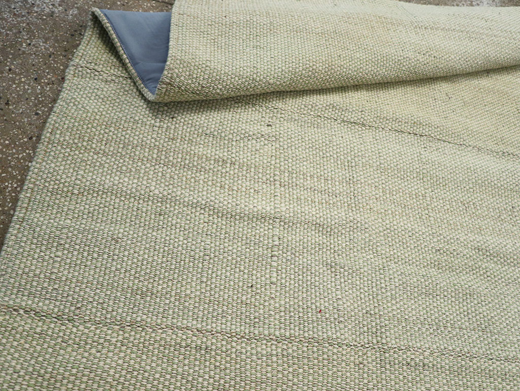 Modern Turkish Flatweave Accent Carpet, No.33115 - Galerie Shabab