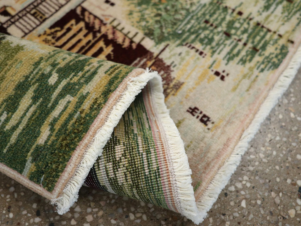 Vintage Persian Tabriz Pictorial Rug, No.33122 - Galerie Shabab